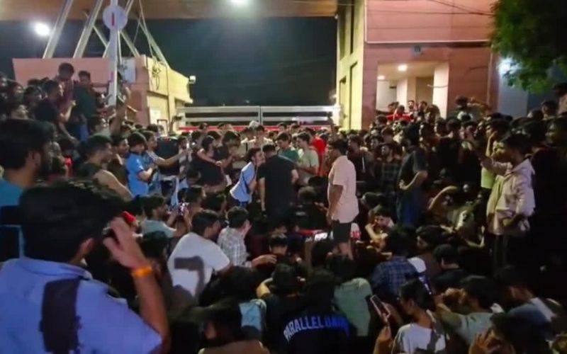 این آئی ٹی کروکشیتر میں طلبہ کی اموات پر ہنگامہ، انتظامیہ اور اساتذہ پر سنگین الزامات